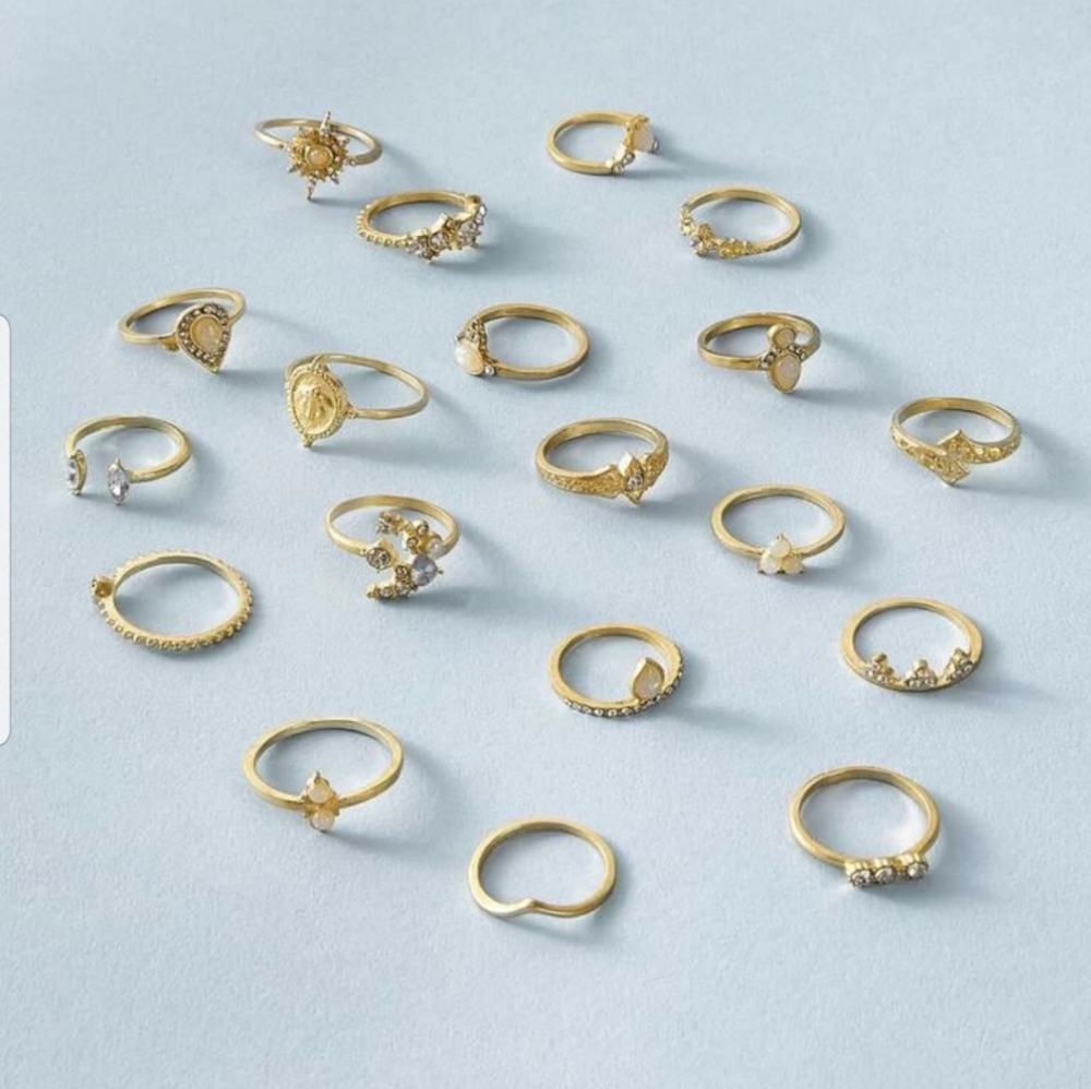 *Payton* Set of 19 rings - Picture 3 of 3